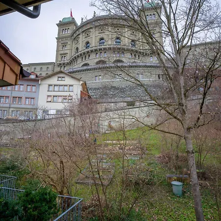 Flat - Balcony & Bundeshaus View برن