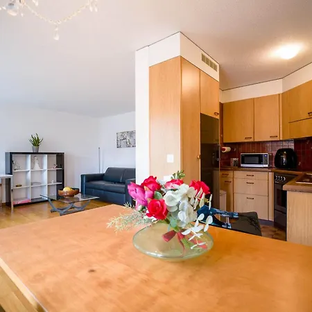 Lägenhet Flat - Balcony & Bundeshaus View *