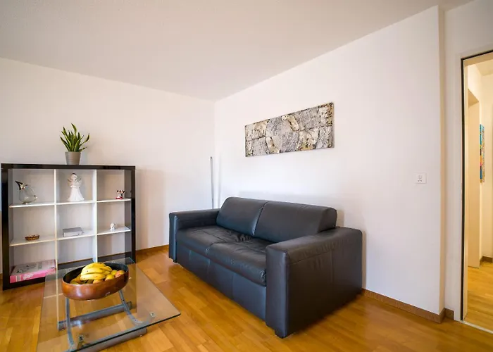 Flat - Balcony & Bundeshaus View * 伯尔尼