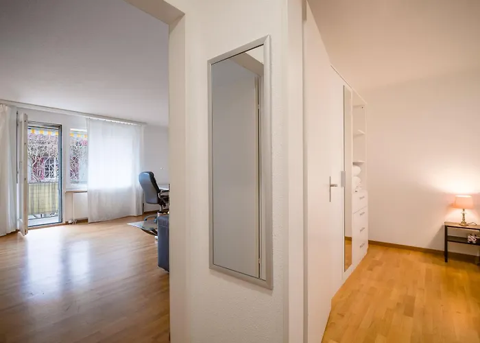 Flat - Balcony & Bundeshaus View 公寓 *